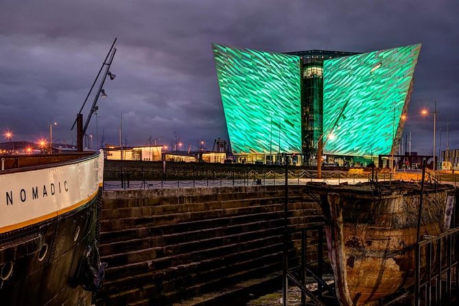 Shore Excursion from Belfast: Including Giants Causeway and Belfast City. - Seeing Belfast from the coach