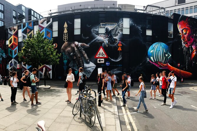 Shoreditch Street Art Tour London - Brick Lane: the first long stretch of art