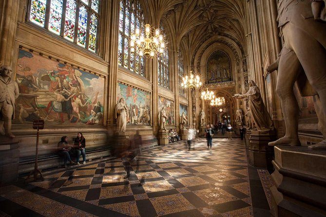 Skip the Line Parliament & Westminster Abbey Fully-Guided Tour - Seeing the House of Commons and House of Lords