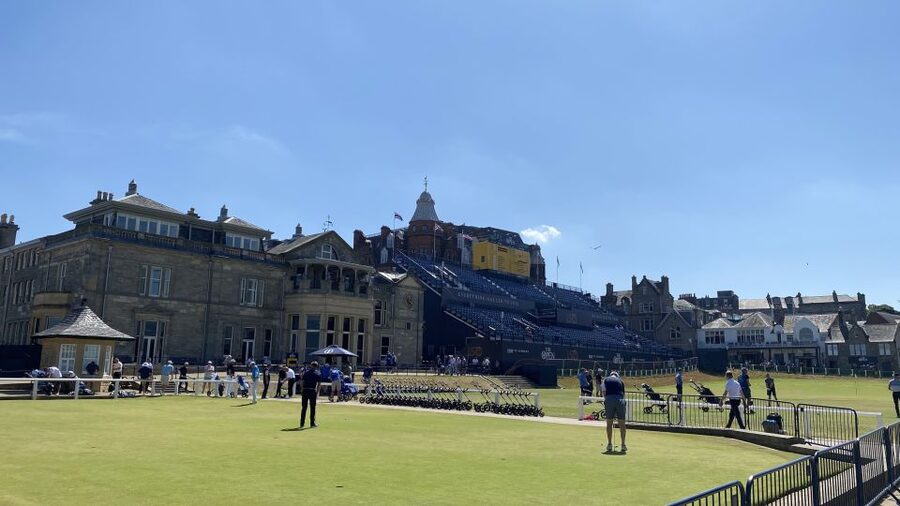 St Andrews: Golf Origins and Old Course History Tour - The 1st tee and the Royal and Ancient Clubhouse