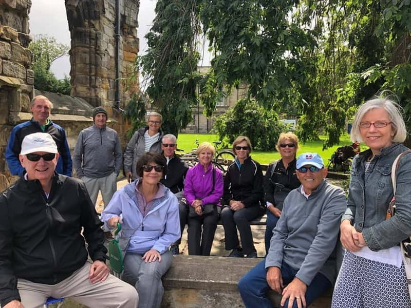 St Andrews: Top Sights Guided Walking Tour - Golf at the Old Course and the Royal and Ancient