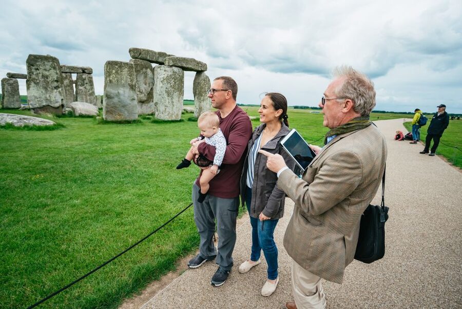 Stonehenge Admission Ticket - Crowds, timing, and the best season