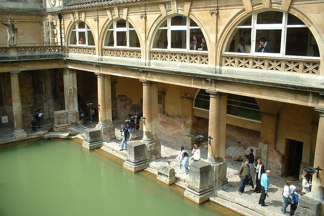 Stonehenge and Bath Day Trip from London with Optional Roman Baths Visit - Bath free time: choose your priorities
