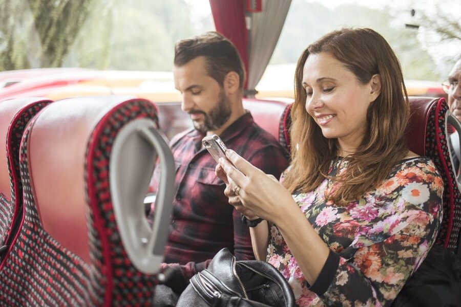 Stonehenge & Bath: Full-Day Coach Tour from London - Leaving London by luxury coach