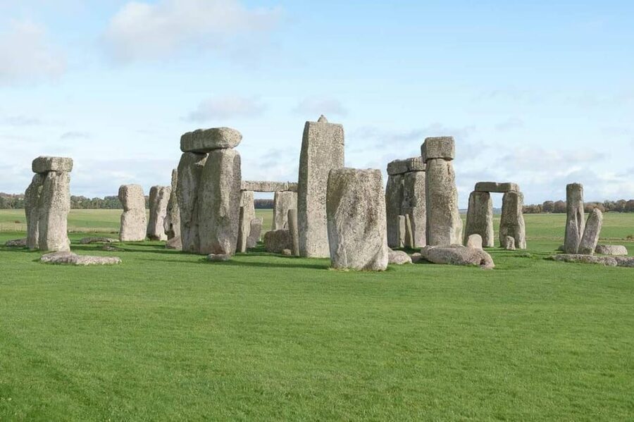 Stonehenge, Bath, Windsor and Roman Baths London Day Tours - Should you book this Stonehenge day tour?