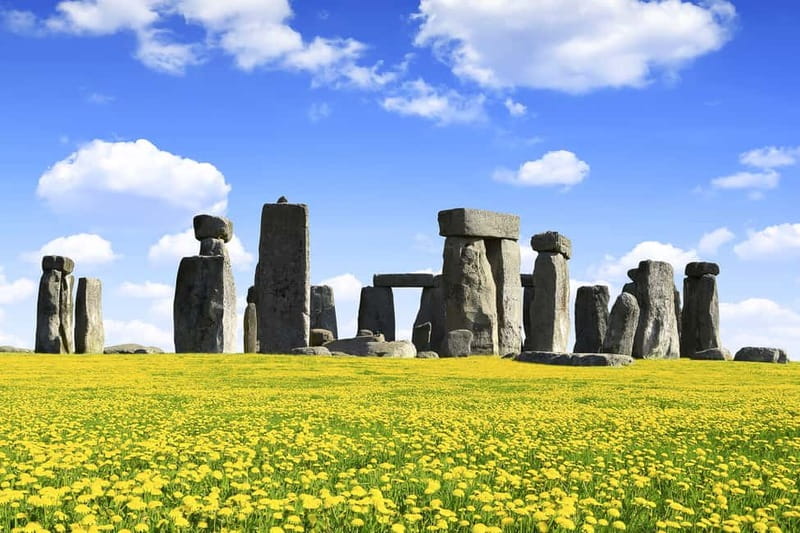 Stonehenge, Bath, Windsor and Roman Baths London Day Tours - Stonehenge: an ancient site that rewards the right expectations