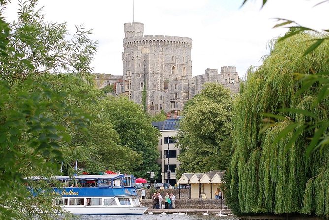 Stonehenge Inner Circle Access Day Trip from London Including Windsor - Windsor town and the castle choice