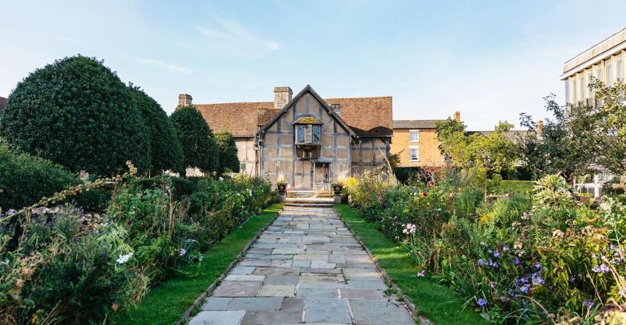 Stratford-upon-Avon: Shakespeare's Birthplace Ticket - See where Shakespeare grew up