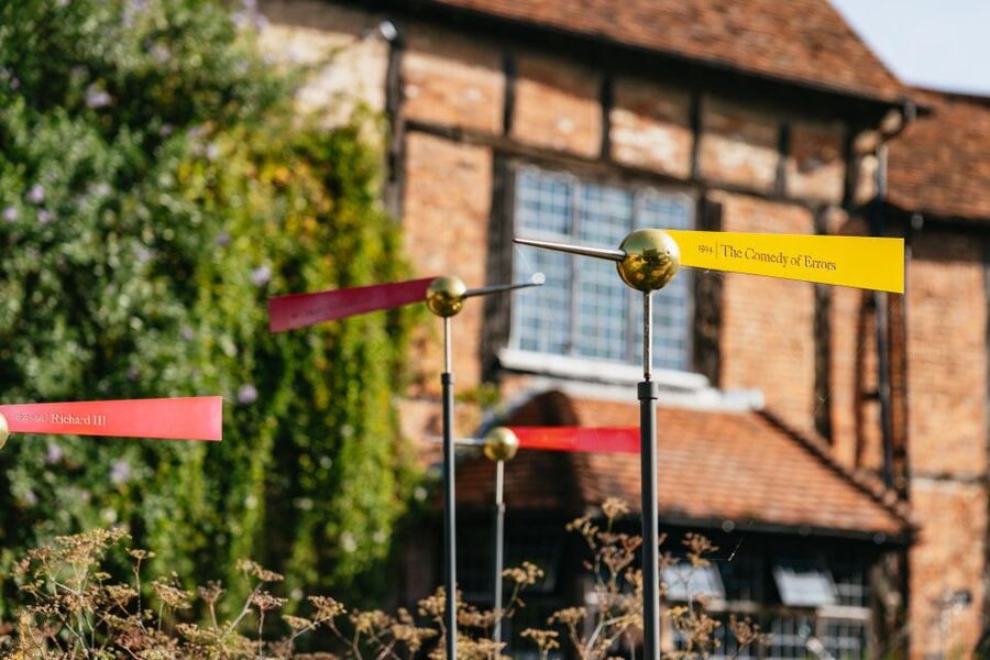 Stratford-upon-Avon: Shakespeare's Birthplace Ticket - The Beyond Words exhibition sets the scene