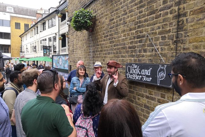 The Cloak and Dagger Tour in London - Borough Market and what lies beneath your feet