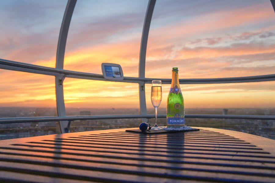 The London Eye Champagne Experience - Champagne with the city below