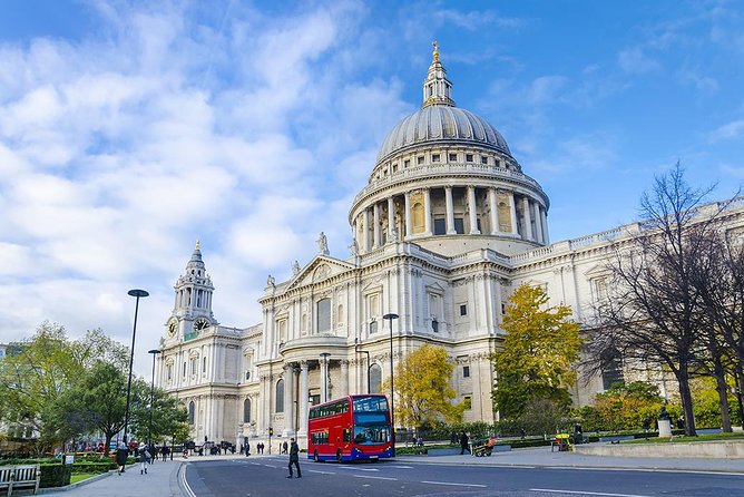 The London Pass®: 100+ Things To Do - Includes Tower Bridge - Royal London beyond Buckingham Palace