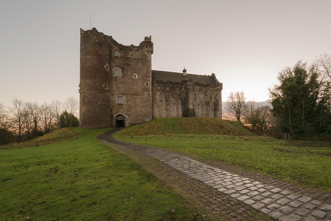 The Outlander 1 Day Experience - A full day in Outlander country from Edinburgh