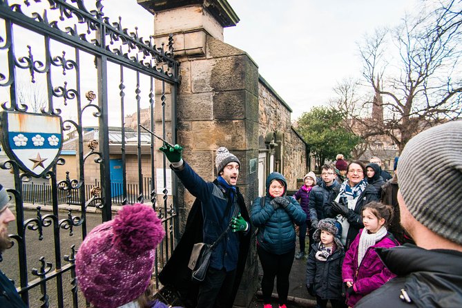 The Potter Trail Private Tour - Bring a wand and expect a little theatrical fun