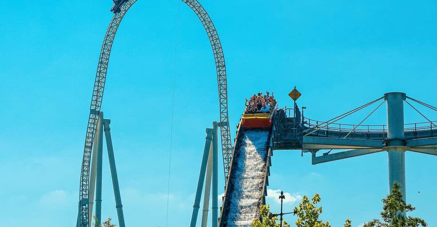 THORPE PARK Resort: Entrance Ticket - Fright Nights and the Halloween atmosphere