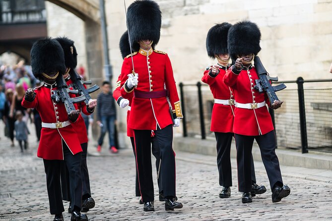 Tower of London and Crown Jewels Exhibition Ticket - Arriving at the fortress and finding the entrance
