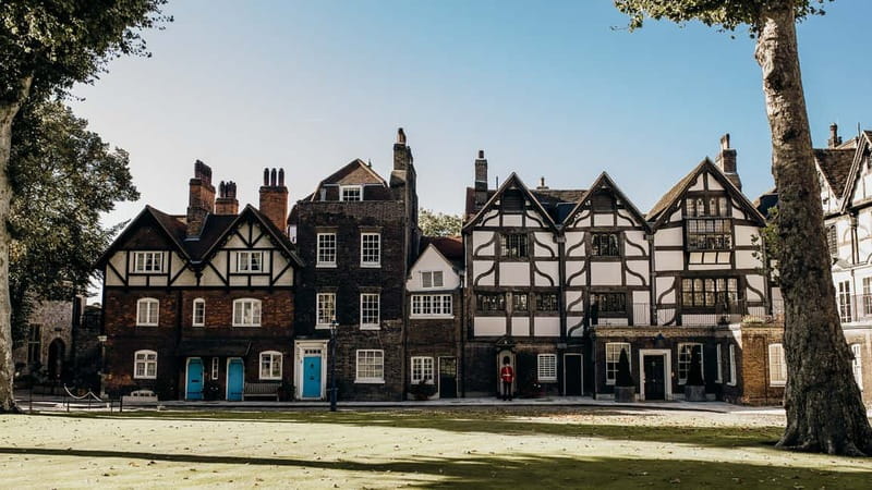 Tower of London Tour with Crown Jewels, plus River Cruise - Who will enjoy this Tower and Thames combination?