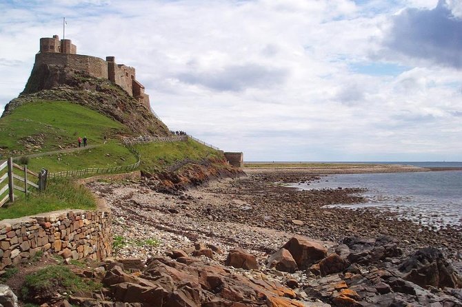 Viking Coast and Alnwick Castle Very Small Group Tour from Edinburgh - Lindisfarne Castle, Bamburgh, and the Farne Islands