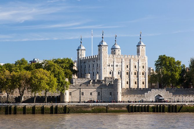 VIP Early Access: Opening Ceremony Tower of London & Bridge Entry - The White Tower and its medieval rooms
