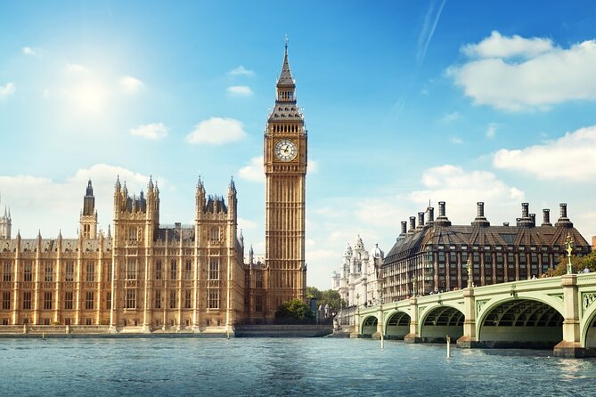 Walking Tour of London Westminster Abbey, Big Ben, Buckingham - St. James’s Park and the royal approach