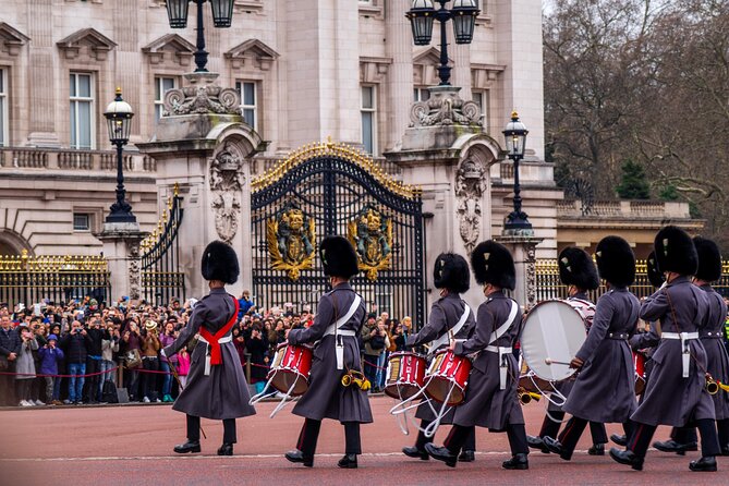 Walking Tour of London Westminster Abbey, Big Ben, Buckingham - Buckingham Palace and the royal monuments
