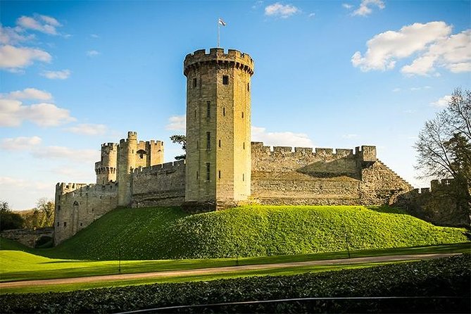Warwick Castle Admission Ticket - Climbing the towers and walking the battlements