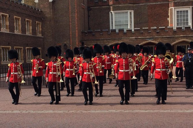 Westminster Guided Walking Tour with Abbey Entry - Westminster Abbey is the main included admission