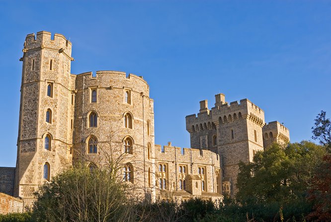 Windsor Castle Half Day Trip from London by Luxury Coach - Is the coach worth the price?
