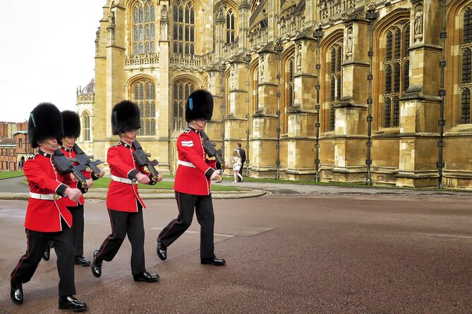 Windsor Castle Half Day Trip from London by Luxury Coach - Meeting at Earl’s Court and getting on the coach