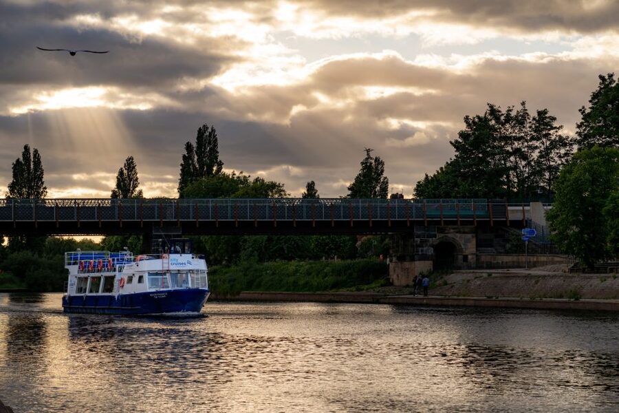 York: 60-Minute 'Happy Hour' Cruise For All Ages - Setting off from King’s Staith