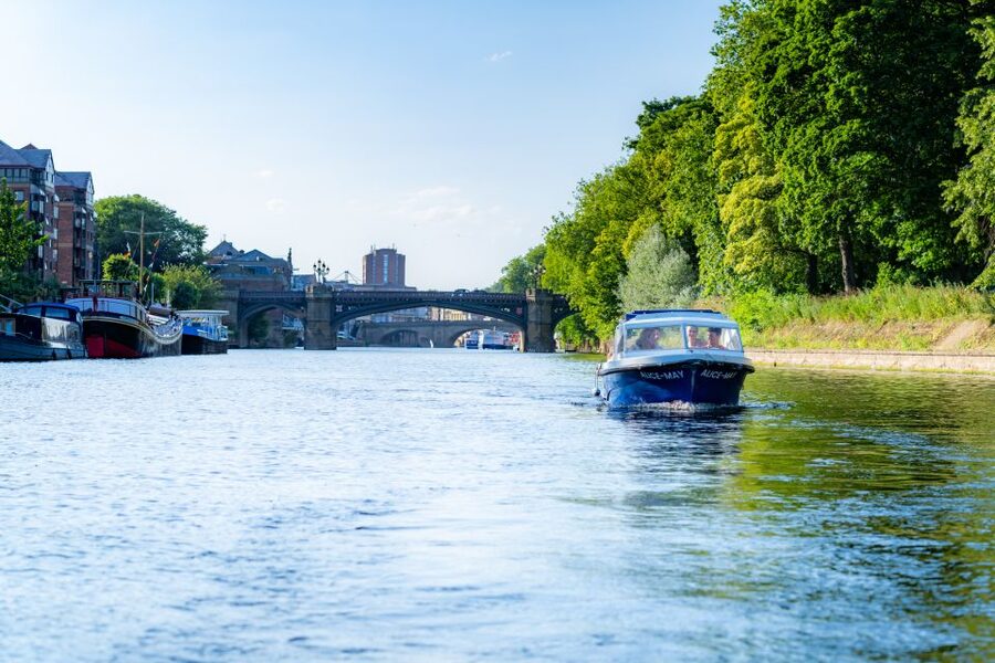 York: Self-Steer Boat Rental - Driving the boat is easier than it sounds